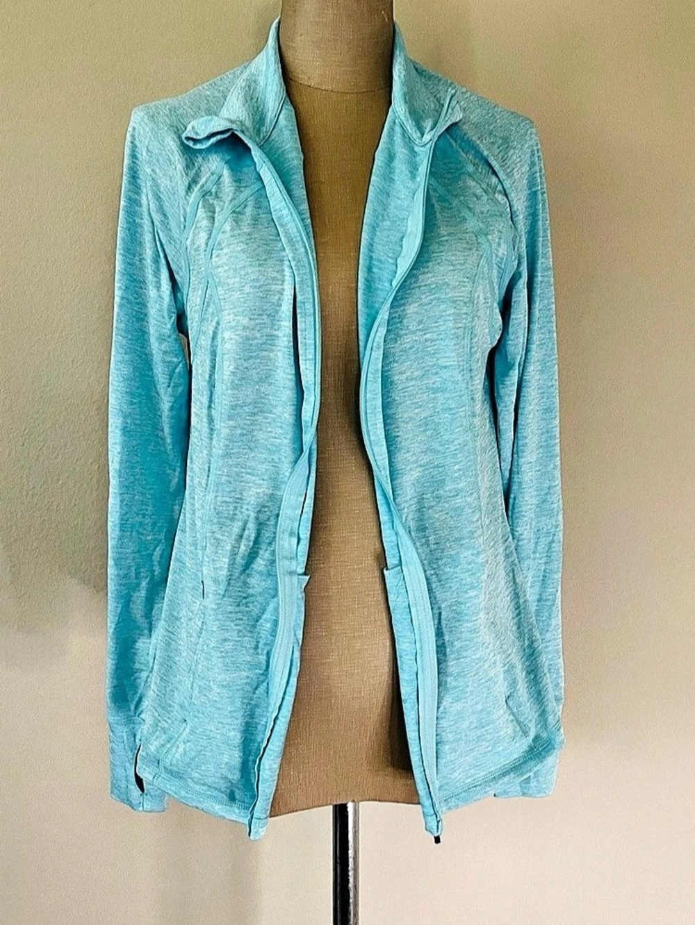 Ideology Women's Lightweight Zip Jacket in Blue Large